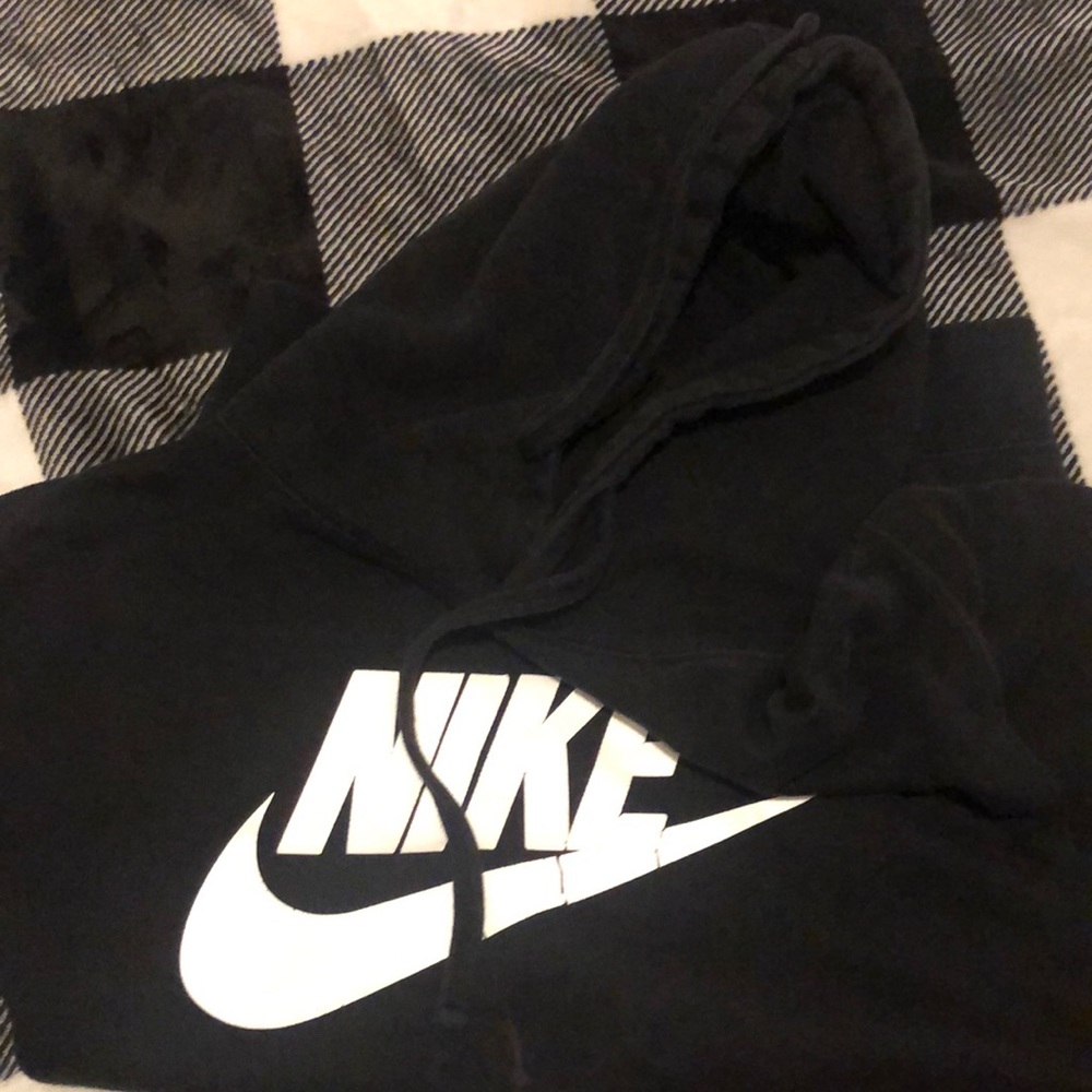 Black Nike hoodie